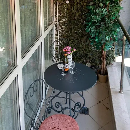 Apartman Sunny With A View In Center *