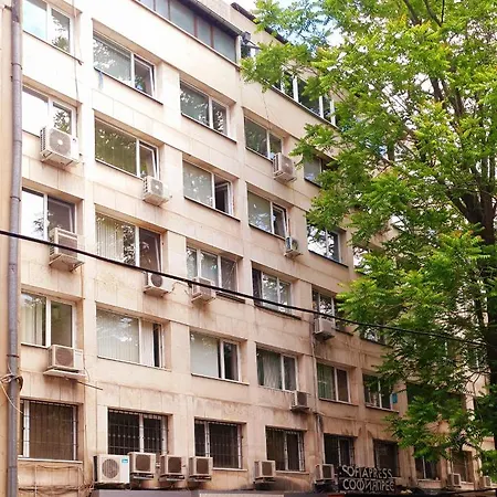 Sunny With A View In Center Szófia