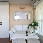 Sunny With A View In Center Appartement *