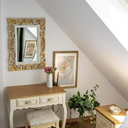 Sunny With A View In Center * ソフィア