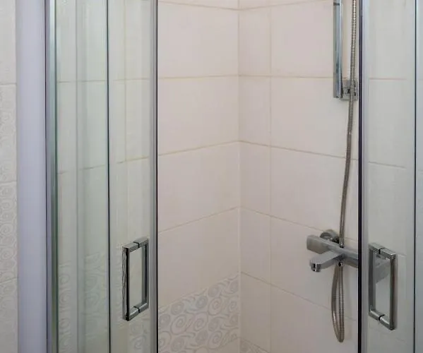 Sunny With A View In Center * Sofya