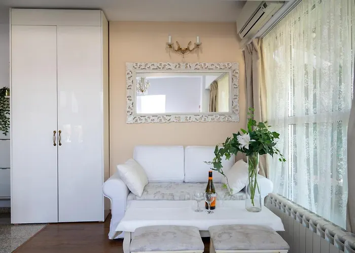 Sunny With A View In Center Apartamento *